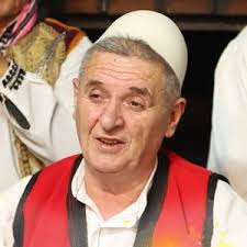 Thrret Prishtina mori Vlore by Fatmir Berisha: Listen