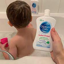 2 cups for a full bath, 1 cup for a half bath, and an 1/8 cup for a baby bath. Mother 27 Praises Miracle 4 99 Bubble Bath For Her Eczema Stricken Two Year Old Daily Mail Online