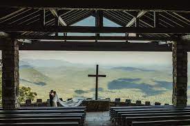 Pretty Place Chapel Intimate Ceremony Jenni Chandler Photography Pretty Place Chapel Pretty Places Chapel Wedding