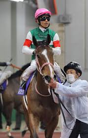 Let's you bookmark to your pinboard and give a new look to pinboard.in. A1buh8wfotxx5m