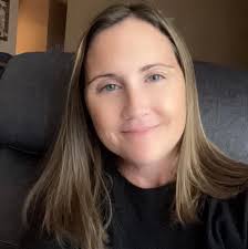 How to quickly complete hangout time with Scrooge in Disney Dreamlight  Valley?