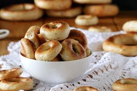 All you need is a little almond milk (or whatever dairy free milk you prefer) and some cooking oil. Soft Italian Anise Taralli Marisa S Italian Kitchen