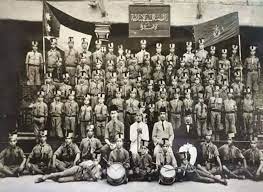 من تاريخ التعليم في العراق صورة مدرسة السيف الابتدائية الاميرية البصرة 1924 في العهد الملكي كان يتم ارسال ابناء بعض الدول العربية لل baghdad iraq baghdad photo