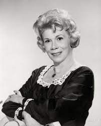 Queen Bea: 1963 | Shorpy Old Photos | Photo Sharing