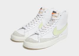 The sneaker began its life on the hardwood court later to transition to casual wear. White Nike Blazer Mid 77 Women S Jd Sports