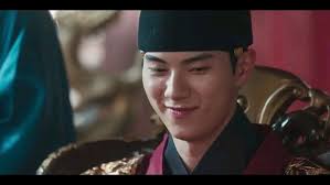 Why are you smiling?? Because it's Saturday 😄