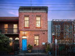 Facebook'ta house facades & home interiors'un daha fazla içeriğini gör. House Facades House Facade Ideas Exterior House Design And Colours