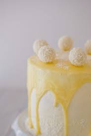 Layer Cake Raffaello Lilie Bakery Recettes Photographie Culinaire Recette Gateau Cannelle Gateau A Etage Gateau Moelleux