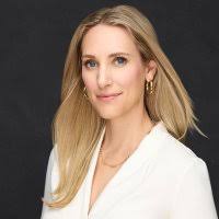 Meridith McGraw (@meridithmcgraw)