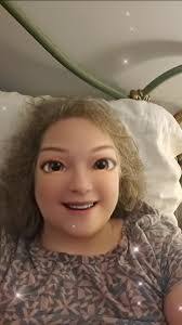 Lori Leth's Instagram, Twitter & Facebook