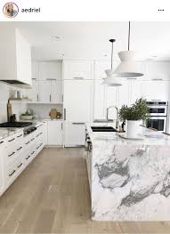 Need kitchen design ideas for your new kitchen renovation? Pin By Mila Ayyuanti On For The Home Kitchen Design White Kitchen Design Home Kitchens