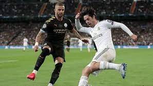 مدريدي سابق ريال مدريد يملك فرصة أكبر من مانشستر سيتي في التأهل سبورت 360 يرى مانولو سانشيس لاعب ريال مدريد الإسباني السابق أ soccer field sports running