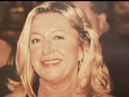 Sharon Ochs's Instagram, Twitter & Facebook