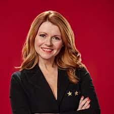 Sian gibson had given up on acting and was working in a call centre in chester when peter kay sent her the script for car share. Sian Gibson Sianygibby Twitter