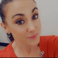 Keri Barnard's Instagram, Twitter & Facebook