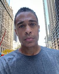 That is not a look of determination. It's one of concern. This was my last  run before the #nycmarathon. I have an IT band issue