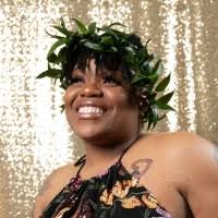 Dionne Holt Email & Phone Number