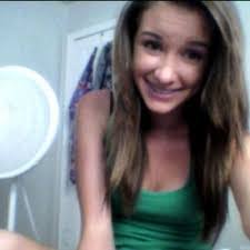 Natalie Towne's Instagram, Twitter & Facebook