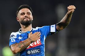 Lorenzo insigne il magnifico goals & skills 2015/16 ssc napoli hd. Lorenzo Insigne Eta Carriera Moglie Vita Privata Del Calciatore