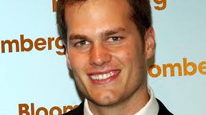 Tom brady was born on august 3, 1977 in san mateo, california, to galynn patricia (johnson) and thomas edward brady, who owns a financial planning business. Quaterback Vater Und Unternehmer So Tickt Nfl Superstar Tom Brady Sport Nordbayern