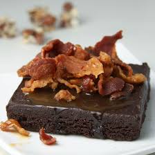 Brownies Au Bacon Et Sirop D Erable Recette Recette Caramel Dessert Fraise Fudge
