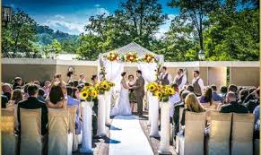 The Atrium Country Club In Newark Nj Newjersey Connecticut Wedding Venues Nj Wedding Venues Wedding Venues