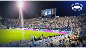 Što se tiče stadiona čije su ekipe izborile plasman u plbih za narednu sezonu: Stadionbesuch Velez Sarsfield Elektrisierende Einsteiger Tour In Buenos Aires Transfermarkt