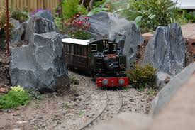 Garden Railway Forum Sherwood Oaks Light Railway Garden Railway Garden Railroad Garden Trains