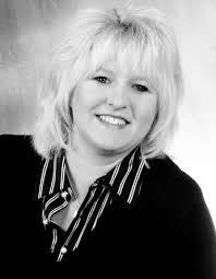 Amy Kemna's Instagram, Twitter & Facebook