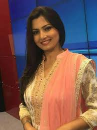 53 Anchor Chitra Tripathi ideas | anchor, things that bounce, female news  anchors