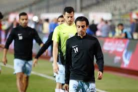 شارك أيمن حفني وحمزة المثلوثي لاعبا الزمالك، في التدريبات الجماعية المقامة على ستاد عبد اللطيف أبو رجيلة، اليوم. Ø£ÙŠÙ…Ù† Ø­ÙÙ†ÙŠ ÙŠØ·Ù…Ø¦Ù† Ø§Ù„Ø¬Ù…Ø§Ù‡ÙŠØ± Ø§Ø¨Ù†ØªÙ‰ Ø¨Ø®ÙŠØ± ÙˆØªÙˆØ§ØµÙ„ Ø§Ù„Ø¹Ù„Ø§Ø¬ Ø³ÙˆØ¨Ø± ÙƒÙˆØ±Ø©