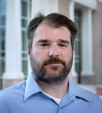 Both DA candidates tout their leadership abilities