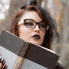 🔥🔥🔥 for @cryptomulder's EPIC #Fallout cosplay! Quench your thirst for  adventure with July's #JOURNEY Loot Tee featuring Fallout 4!  loot.cr/grabtees