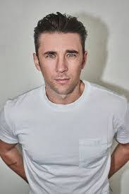 Billy Flynn's Instagram, Twitter & Facebook