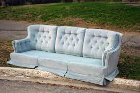 Would.fill in the blank with how many or how much.. How To Dispose Of Old Furniture And Remove Other Large Items Of Trash