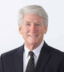 Cedric Earl's Instagram, Twitter & Facebook