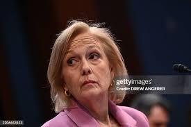 95 Paula Drew Photos & High Res Pictures