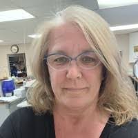 Melissa Laplume's Instagram, Twitter & Facebook