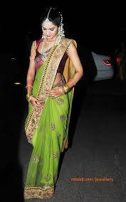 Sneha Reddy Wearing Diamond Jewellery In Her Engagement Sneha Reddy Indian Wedding Outfits Indian Outfits Allu arjun stylish stars engagement with sneha reddy tomorrow (26 november 2010) sneha reddy's residence at jubilee hills.