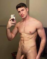 MODEL OF THE DAY: ALEX GRANT | Daily Squirt