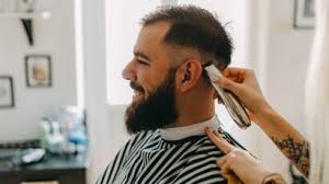 N'oubliez pas de vous abonner et a b. Coupe De Cheveux Homme 5 Erreurs A Eviter A Tout Prix Femme Actuelle Le Mag