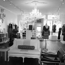 Black And White Boutique Ideas Pin De Crystal Burkhalter En 218 Inspiration Diseno De Tienda Disenos De Unas Decoracion De Unas