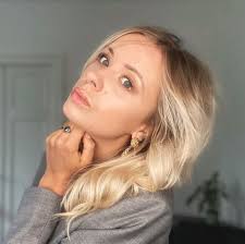 Amelia Holland-Møller