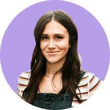 Mariah Cross's Instagram, Twitter & Facebook