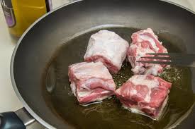 What is oxtail and how is it used? How To Cook Oxtails In The Oven Livestrong Com Cooking Oxtails How To Cook Oxtails Oxtail Recipes Easy