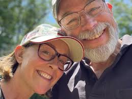 Summer 2022 Part One: bridal shower, @littleyellowhousestudio and  @westontheater Hero Project, Sondheim under the stars @northernstagevt,  good friends, an award, and tribute to the late great @therealsamlloyd.  It's been one of those