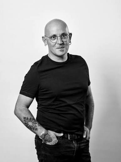 Efa, Dessinateur. Infos, Biographie, Interviews... — Éditions Le Lombard
