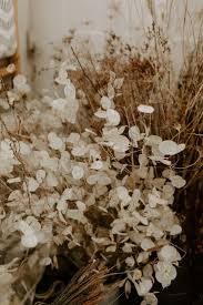 Atelier Aimer Atelier Fleuriste A Nantes Realise Avec Amour Bouquets De Fleu A Aimer Am Fleurs Sechees Mariage Faire Secher Des Fleurs Fleurs Sechees