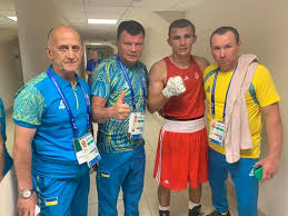 Украинский боксер александр хижняк потерпел поражение в финале весовой категории до 75 килограмм на летних олимпийских играх в токио. Bokser Aleksandr Hizhnyak Vyshel V Polufinal Evropejskih Igr 2019 Uatv