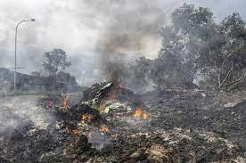 Udara mengandung beragam unsur gas yang penting bagi proses pembakaran alami pada tubuh manusia dan organisme lainnya (baca: Bukan Hanya Asap Rokok Asap Pembakaran Sampah 350 Kali Lipat Lebih Berbahaya Dan Mematikan Semua Halaman Grid Health